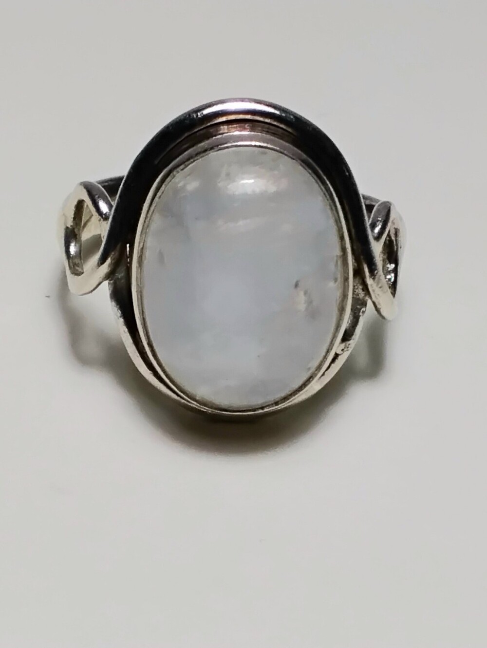 925 Silver Moonstone Ring Sz 9-1/2